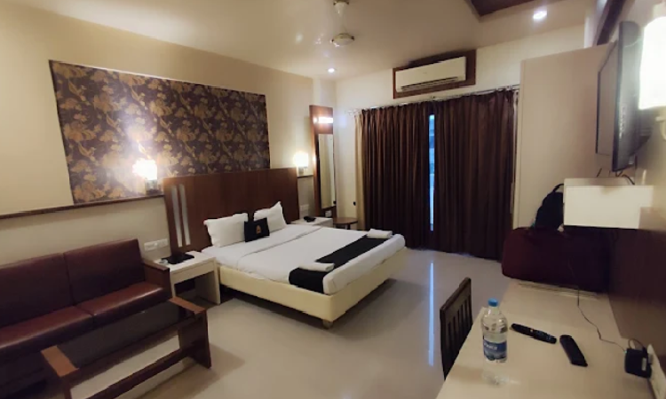 1 x Deluxe Room